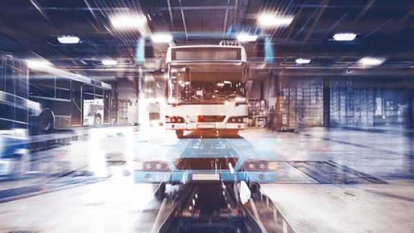 السعوديـة تستهـدف تصنيع حافـلات محلياً