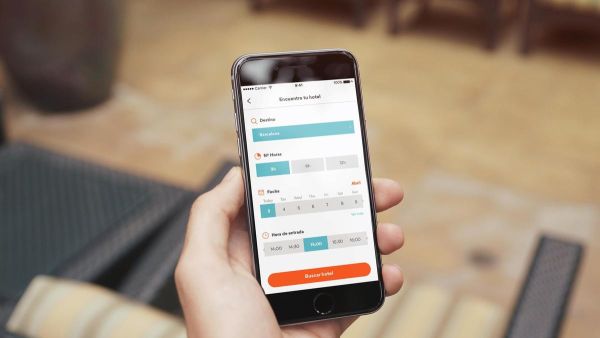 تطبيق جديد للحجز في الفنادق بالساعة في الإمارات