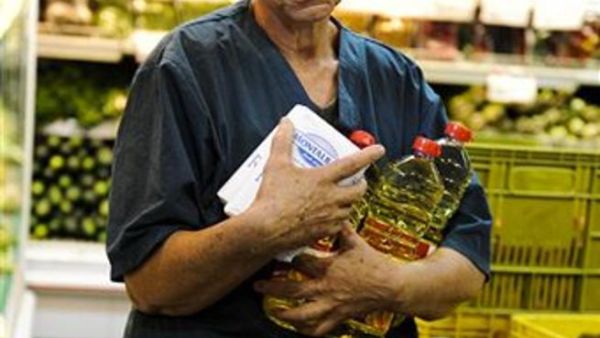 The consumer price inflation was 0.9 per cent during the first half of 2013