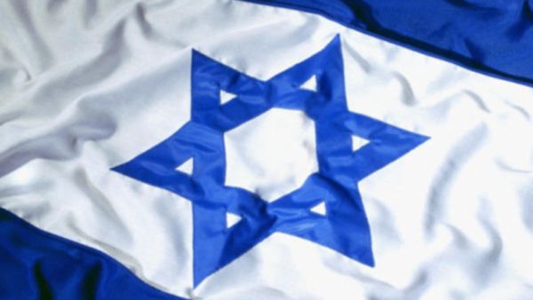اسرائيل اليوم اكثر ضعفا من اي دولة رغم الاسلحة الفتاكة، وشعوب المنطقة وقياداتها لا يرجفها ذلك وان الطريق الوحيد امامها الانصياع الى حقوق عادلة تنكرت لها