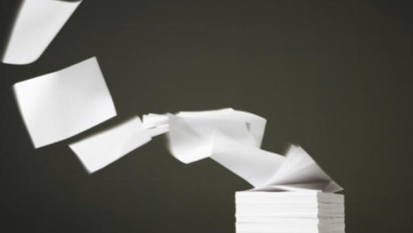 يجب وضع خطط بديلة للنقل، لتأمين تصدير المنتجات اللبنانية الى الأسواق العربية، بتكلفة معقولة، مع احتمال تعذر التصدير برا عبر سوريا