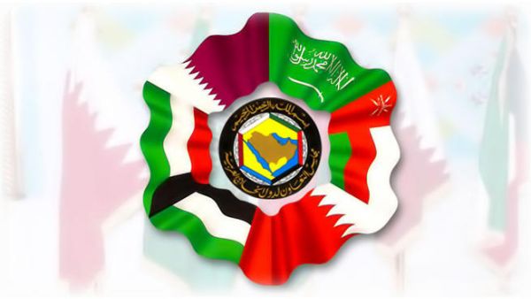 دول المجلس لديها احتياطيات وقائية لكن مقابل هذه الاحتياطيات التزامات وقد تستطيع أن تبدأ بعض الدول بالإصلاحات كونه لا يوجد ضغط على الإيرادات النفطية أو ضبط للإنفاق العام وترشيده