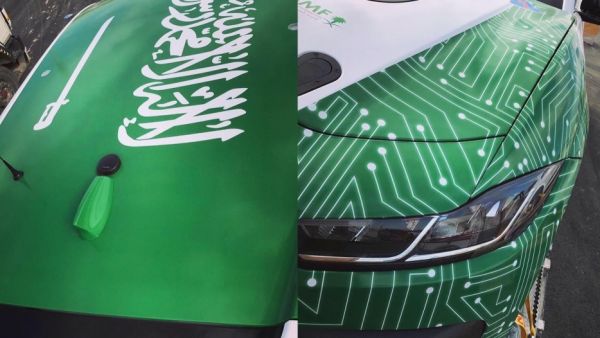 السعودية تستقبل سيارات جاكوار I-Pace الكهربائية استعداداً لسباق eTrophy