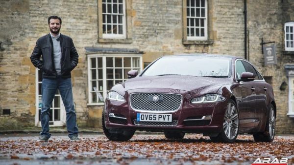 حصلت جاكوار XJ 2016 على شكل خارجي محدث، وتضمنت التغييرات شبكاً أماميا أكبر وأكثر بروزاً من السابق حصلت جاكوار XJ 2016 على شكل خارجي محدث، وتضمنت التغييرات شبكاً أماميا أكبر وأكثر بروزاً من السابق