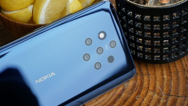 نوكيا تكشف عن Nokia 9 PureView بخمس كاميرات 