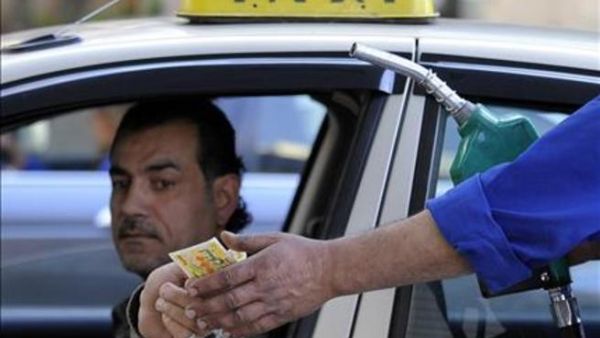على الرغم من هذا التذبذب في حركة أسعار النفط، تستبعد المصادر حدوث قفزة كبيرة على سعر برميل برنت عالمياً
