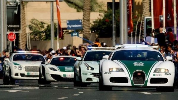 دوريات ذاتية القيادة في دبي قريباً