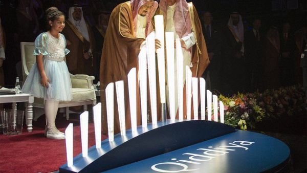 رعى خادم الحرمين الشريفين الملك سلمان بن عبدالعزيز، البارحة، حفل وضع حجر الأساس لمشروع "القدية"