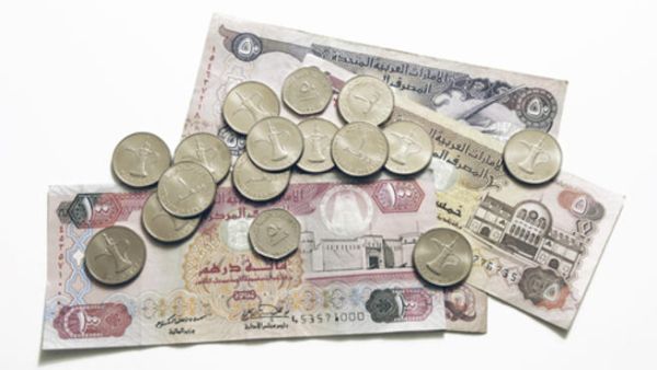 أنهى مؤشر بورصة دبي تعاملات عام 2013م على ارتفاع محافظاً على مكاسبه خلال العام، التي تجاوزت الـ 107.6 في المائة متصدرا أسواق المنطقة بعد عام من الأداء القوي، ومغلقاً عند أعلى مستوياته خلال العام الجاري وخلال خمس سنوات