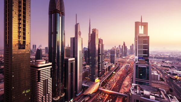 الإمارات تتصدر منطقة الشرق الأوسط في التنافسية والـ17 عالمياً