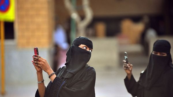 The project will give women workers all the needed facilities and services allowing them to bring their infants and keep them at the site while they work. (AFP/ Fayez Nureldine) 