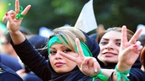 تصف النقوش المسمارية المدونة على الاسطونة كيف قام كورش بغزو مدينة بابل