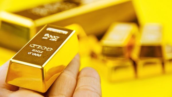 Will gold ever get its glow back? Analysts weigh in. (Shutterstock)