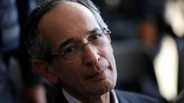  ألفارو كولوم
