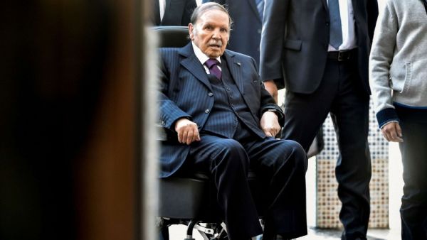 معهد واشنطن: هل تقف الجزائر على حافة الهاوية؟