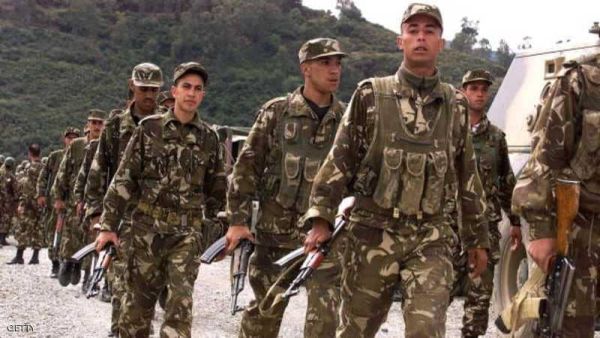 الجزائر: محاكمة 4 شبان تعلموا صناعة الأحزمة الناسفة