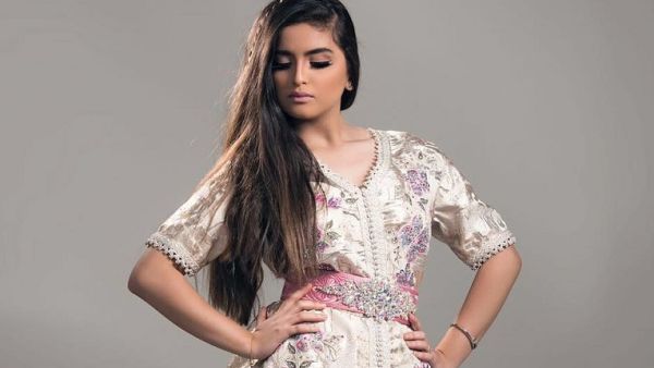 الفنانة الشابة حلا الترك