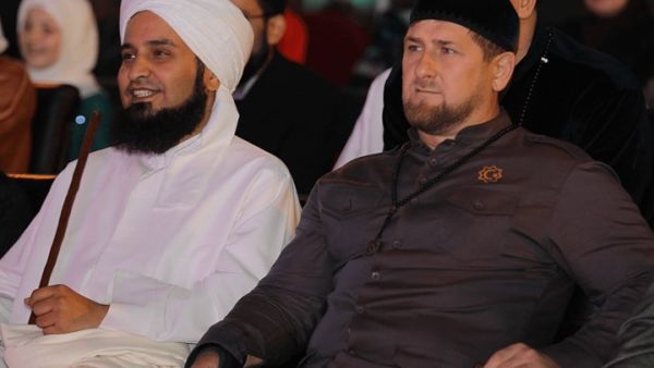 الجفري تربطه علاقة وثيقة بالرئيس الشيشاني رمضان قاديروف - أرشيف الجفري تربطه علاقة وثيقة بالرئيس الشيشاني رمضان قاديروف - أرشيف