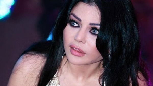 لمن قالت هيفاء :(يا ريت تخبطوا رأسكم بأقرب حيط!)؟
