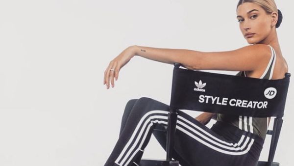 Hailey Flew to UK to Prepare For London Fashion Week  (Source : haileybaldwin / Instagram ) 