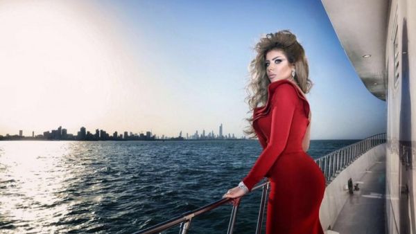  الإعلامية حليمة بولند 