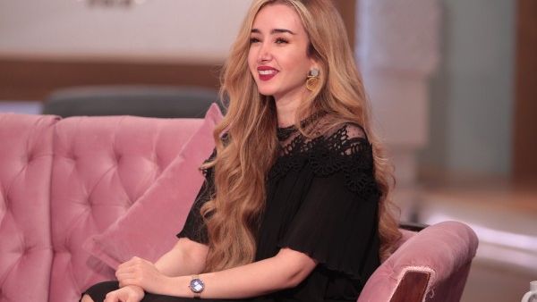 هنا الزاهد
