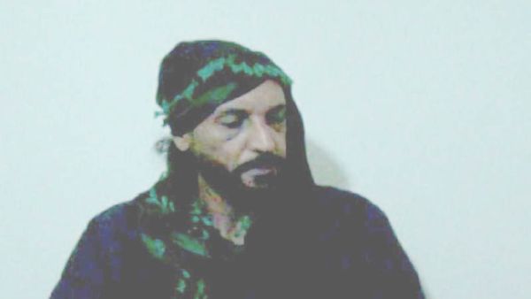 القذافي الابن محتجز لدى الامن اللبناني 