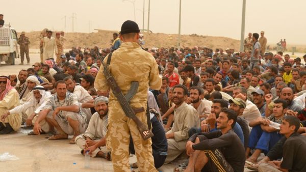 يقبع في السجون العراقية معتقلون بأعداد كبيرة دون تهم