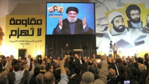 الرهان على الجماعات المسلحة وحتى المجيء بهم من الخارج استنفد