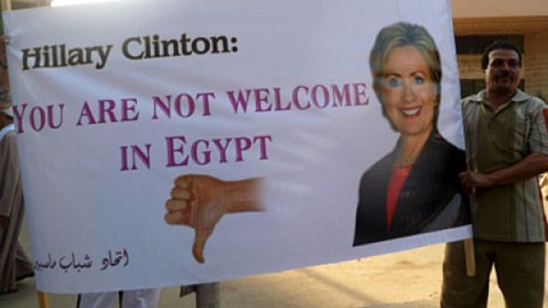 يشغل ستافريديس (61 عاما)، حاليا منصب عميد كلية الحقوق