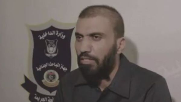 هشام العوكلي، الشهير باسم "الديناصور" 