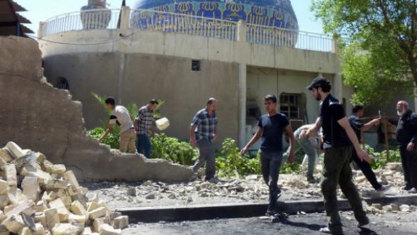 تفجير مزدوج في حسينية بحي الصدر ببغداد 