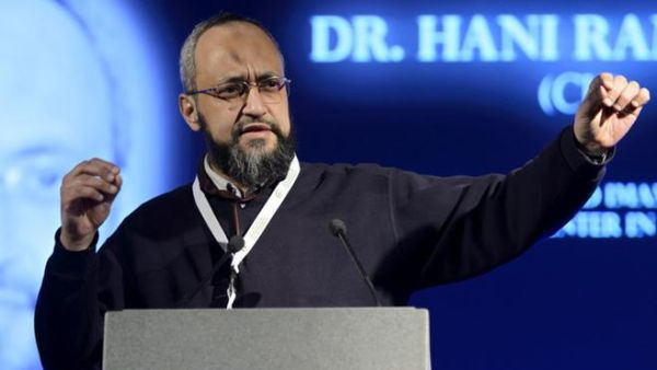 "رجم الزانية" أخرجت حفيد حسن البنا من فرنسا للأبد
