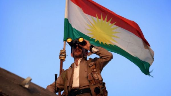 A Kurdish Peshmerga fighter holds a position on the front line in the Gwer district, 40 kilometers south of Erbil. (Photo: AFP) A Kurdish Peshmerga fighter holds a position on the front line in the Gwer district, 40 kilometers south of Erbil. (Photo: AFP)