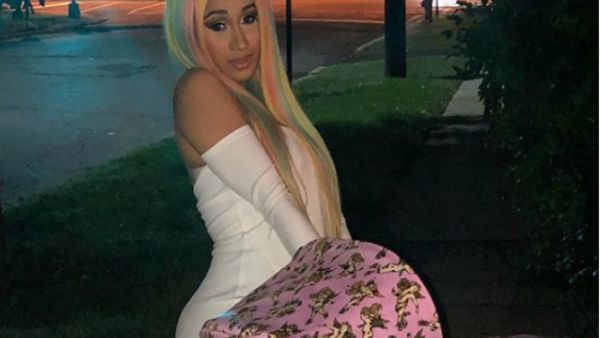 Cardi has wasted no time throwing herself back into work as she's determined to make money for her baby. (Source: iamcardib - Instagram)