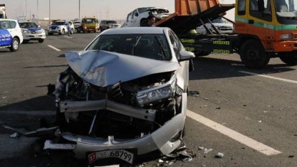 أصيب 22 في حادث طريق أبو ظبي - دبي وثلاثة أشخاص في حادث بمدينة العين 
