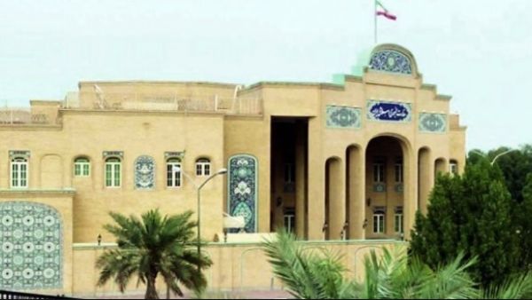 طرد سفراء إيران من الخليج