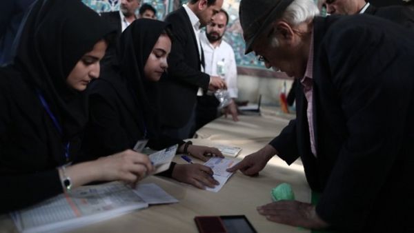 يحق لنحو 56 مليون ناخب التصويت لاختيار الرئيس الثامن للبلاد 