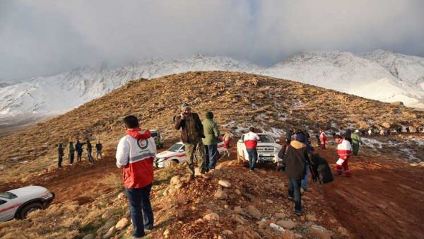 العثور على حطام الطائرة الإيرانية المفقودة في جبال زاغروس