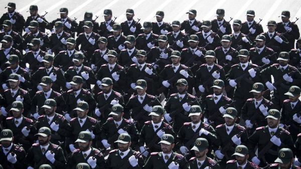 وثائق تؤكد وجود 30 ألف عسكري إيراني في العراق