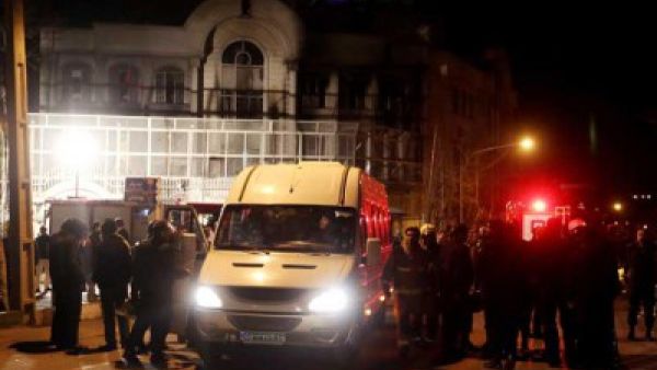 البحرين تطالب ايران بتوفير الحماية للبعثات البلوماسية وأعضائها 