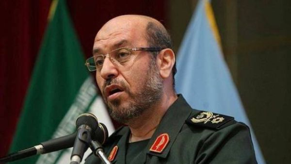 وزير الدفاع الايراني الجنرال حسين دهقان