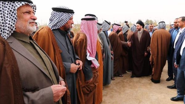  فيديو آخر للشاعر الشعبي خليل الجبوري، يقدم اعتذاره للحكيم ويقبل يده 