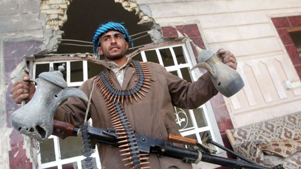 ثقوب في مضيف القبائل