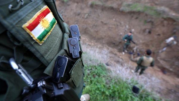 مقاتلون من البشمركة في زمار/أ.ف.ب