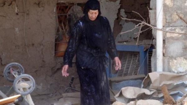 دمار خلفه تفجير انتحاري في دبس،شمال شرق العراق/أ.ف.ب