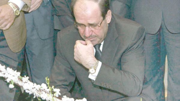 تضاربت الأنباء حول الإعلان عن الحكومة