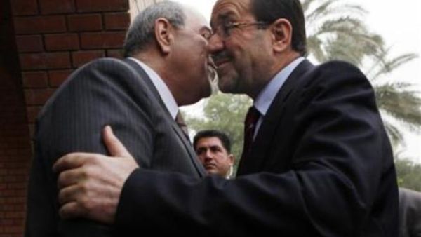 رئيس الوزراء العراقي المنتهية ولايته نوري المالكي ومنافسه الابرز رئيس الوزراء الاسبق اياد علاوي
