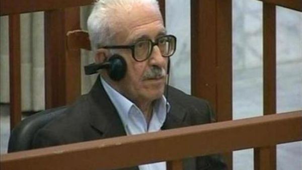 وزير الخارجية العراقي الاسبق طارق عزيز اثناء محاكمته في بغداد 
