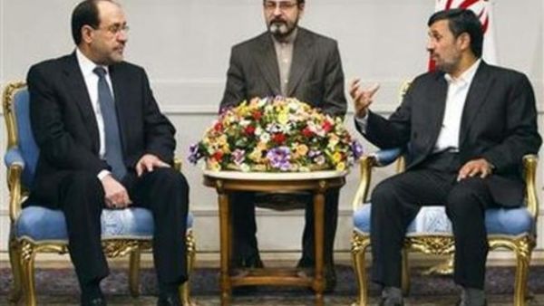 احمدي نجاد والمالكي خلال لقائهما في طهران